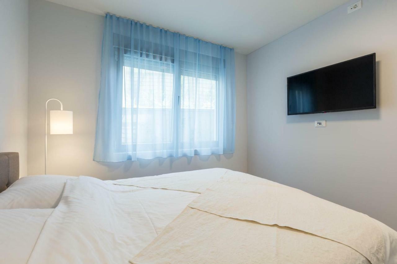 Abalone Apartments Dramalj Luaran gambar